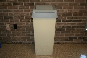 Continental 1702BE BEIGE Drop Shot Lid For 25 and 32 Gallon Swingline Trash Cans