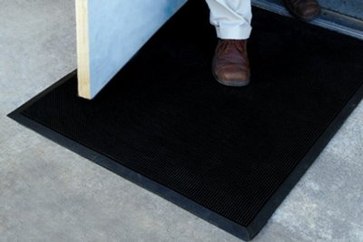 32" x 39" Rubber Brush Outside Entrance Mat